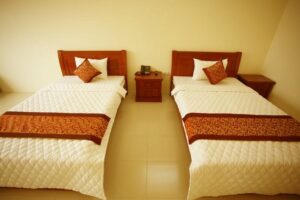 giường khách sạn giá rẻ