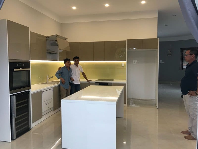 Tủ bếp Acrylic thi công tại Vĩnh Long