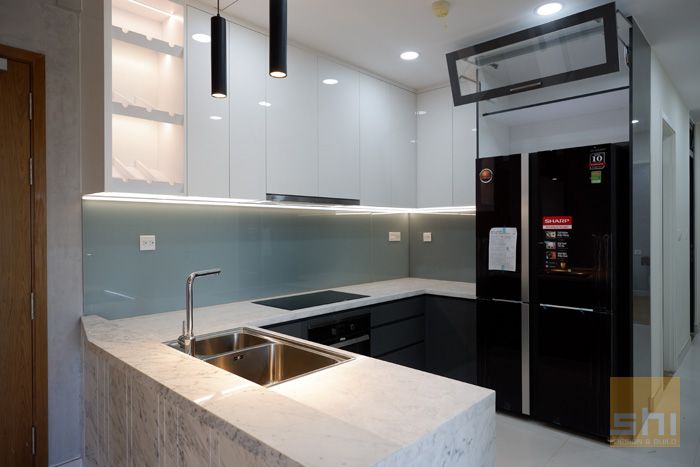 Mẫu tủ bếp acrylic đơn giản đẹp kiểu chữ U
