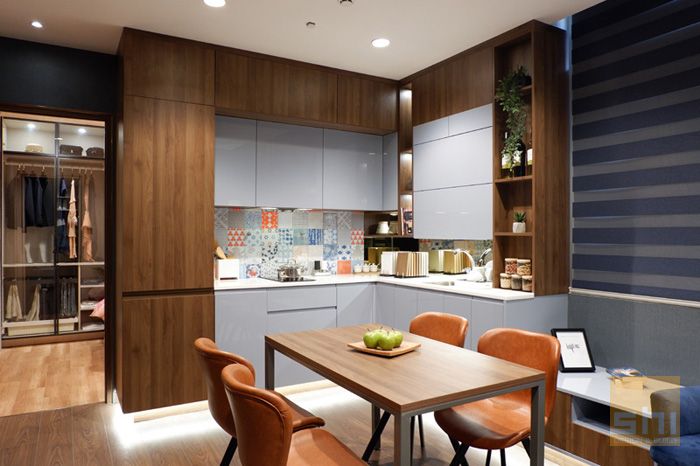 Tủ bếp chữ l phủ acrylic cho căn hộ nhỏ - hình 01
