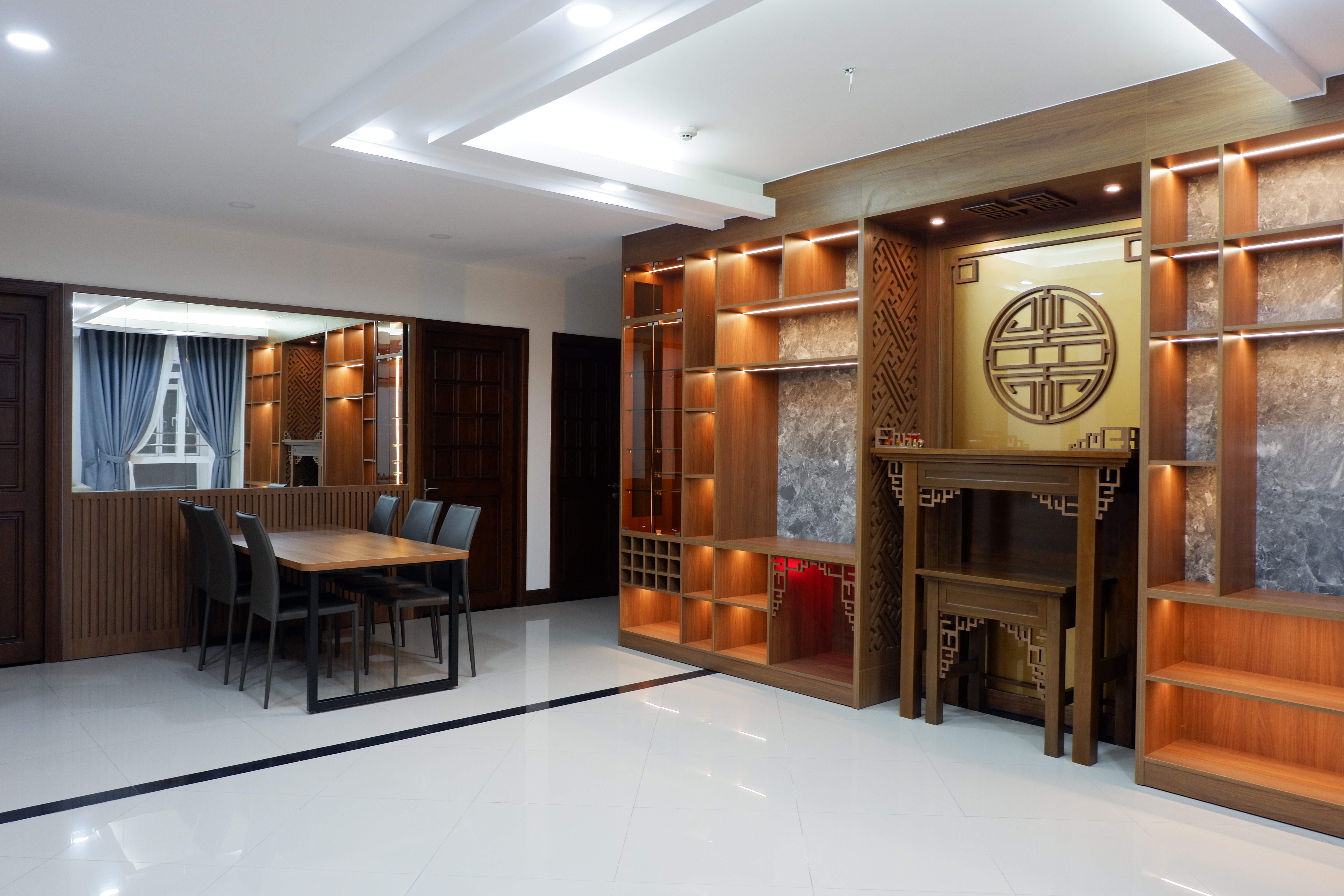 Hình ảnh hoàn thiện thi công nội thất phòng ăn và tủ thờ