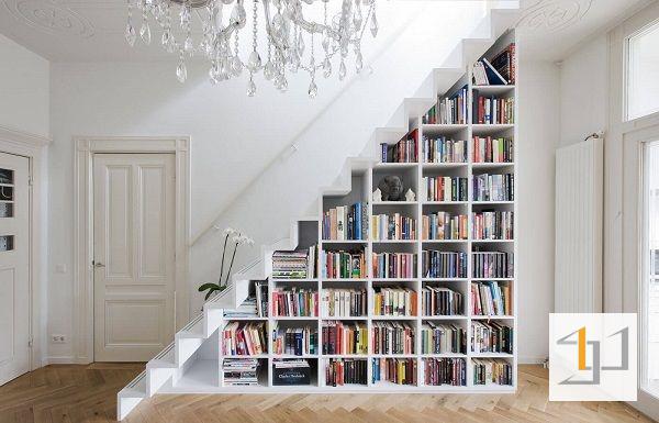 Tủ sách dưới gầm cầu thang