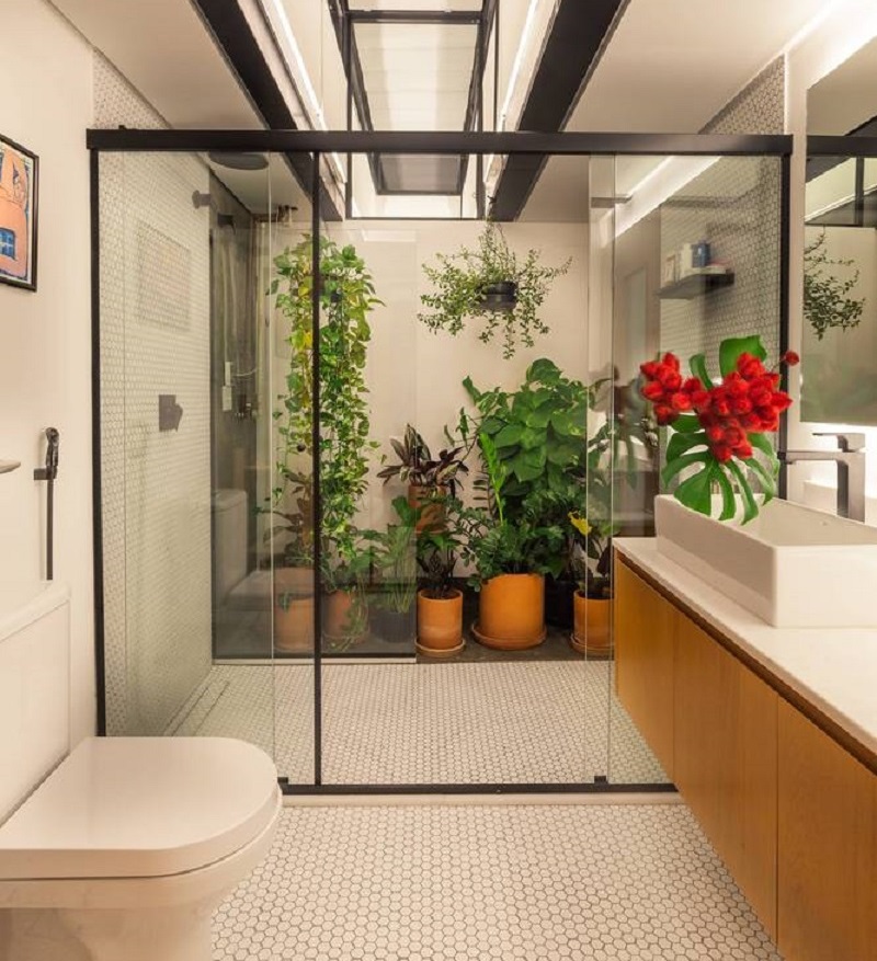 thiết kế nội thất nhà ống phòng tắm có vườn