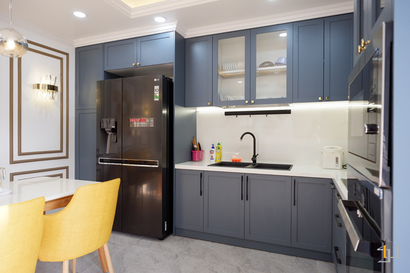 Tủ bếp tân cổ điển được thi công hoàn thiện