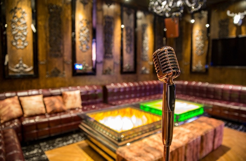 Thiết kế nội thất quán karaoke đẹp