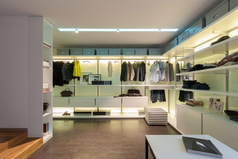 Phòng quần áo hiện đại thiết kế theo lối mở
