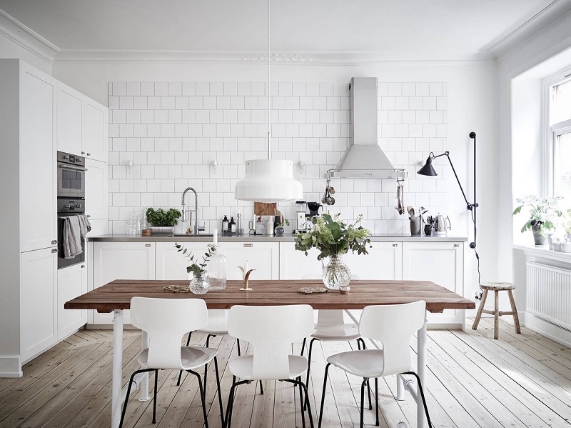 Phòng bếp phong cách Scandinavian đơn điệu, nhẹ nhàng