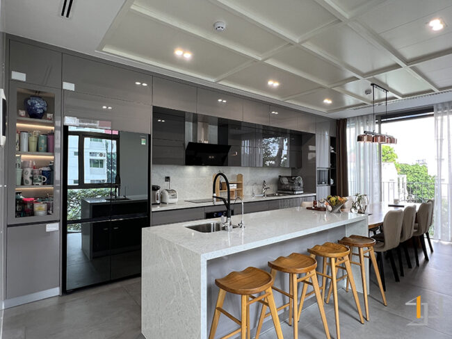 Thi công phòng bếp hiện đại trong dự án nhà phố Japandi