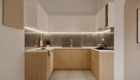 Tủ bếp chữ U hiện đại trong nhà phố 4 tầng Modern