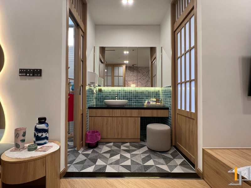 Nội thất phòng tắm được thiết kế sáng tạo, bám sát thế mạnh của không gian