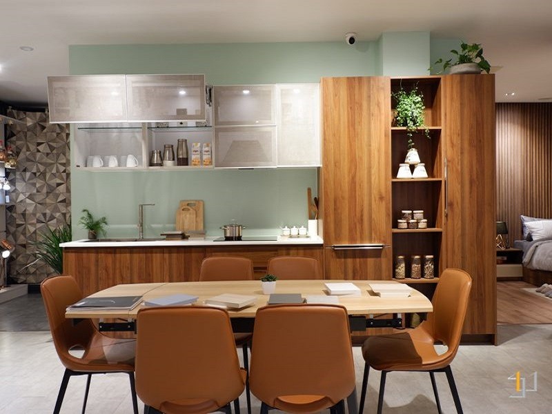 Mẫu tủ bếp inox đẹp phối gỗ Melamine nâu 