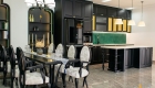 Tổng thể khu vực bếp indochine thuộc showroom Shousing
