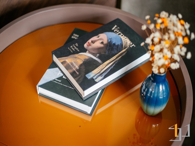 Tủ đầu giường được thiết kế thi công sang trọng