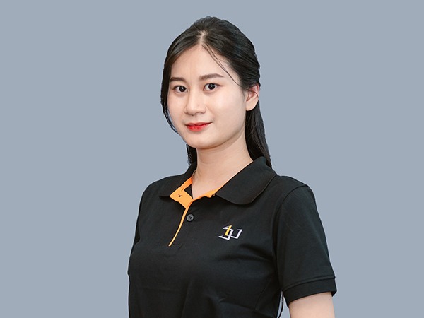 Tuyết Nghi - Trợ lý giám đốc