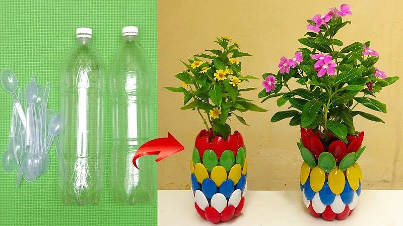 Sử dụng muỗng nhựa tái chế để làm chậu hoa độc đáo